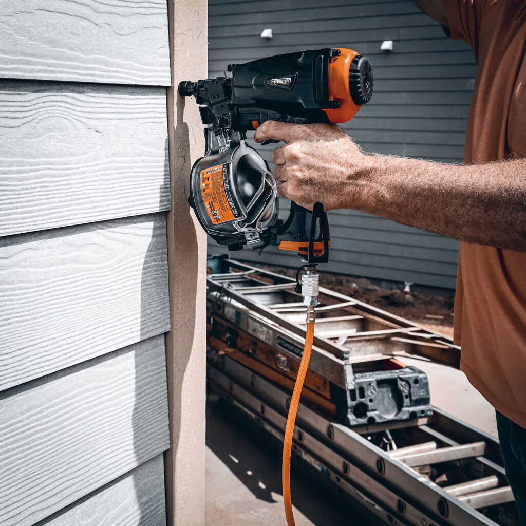 Freeman PCN50 Pneumatic 15 Degree 2″ Coil Siding Nailer PiKHome