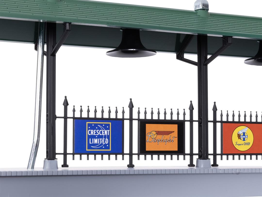 Lionel O Scale Santa Fe Illuminated Station Platform Model Train Accessory - Image 7