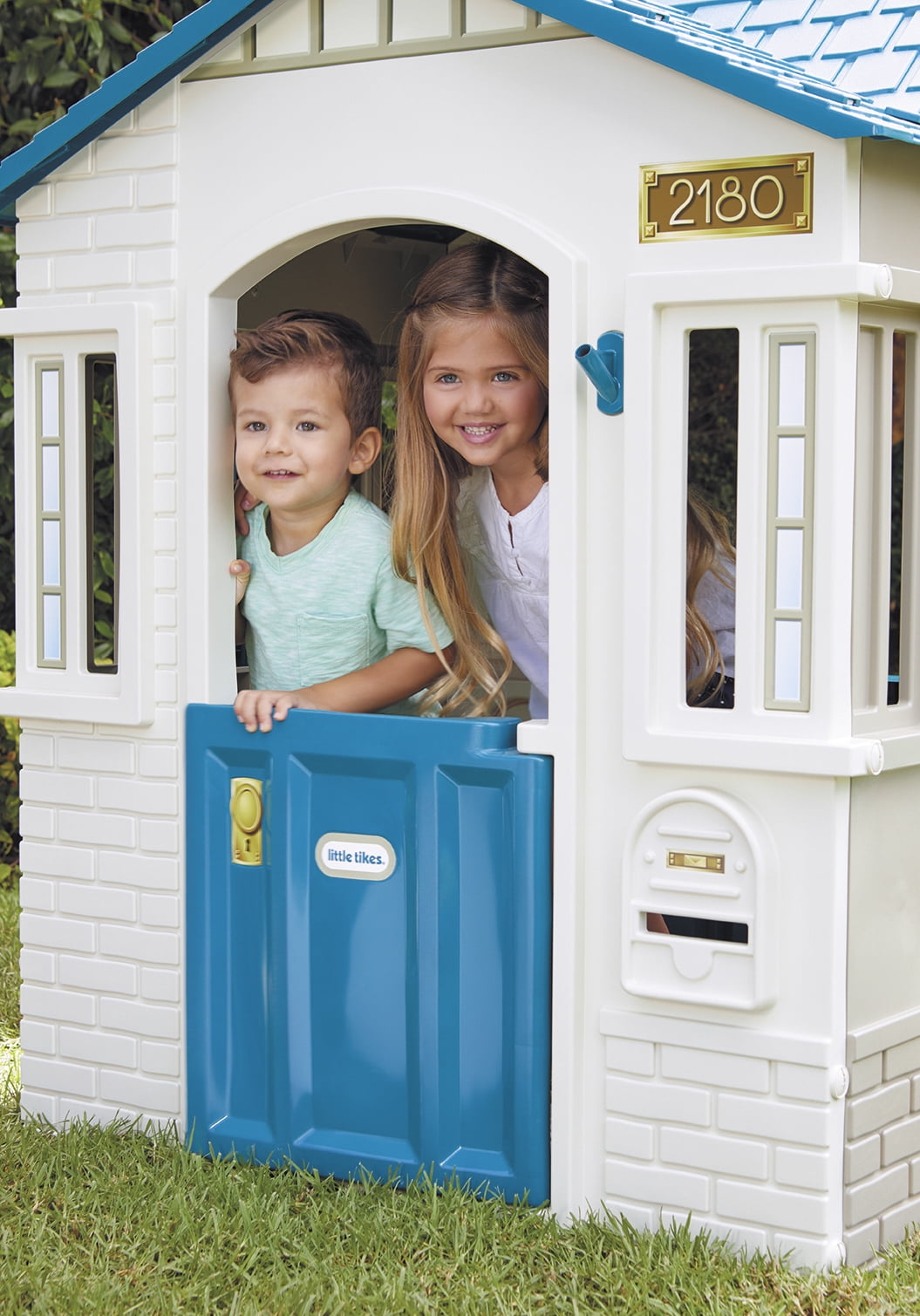 Little Tikes Cape Cottage Pretend Playhouse with Working Door, Toddlers Ages 2+, Blue - Image 2