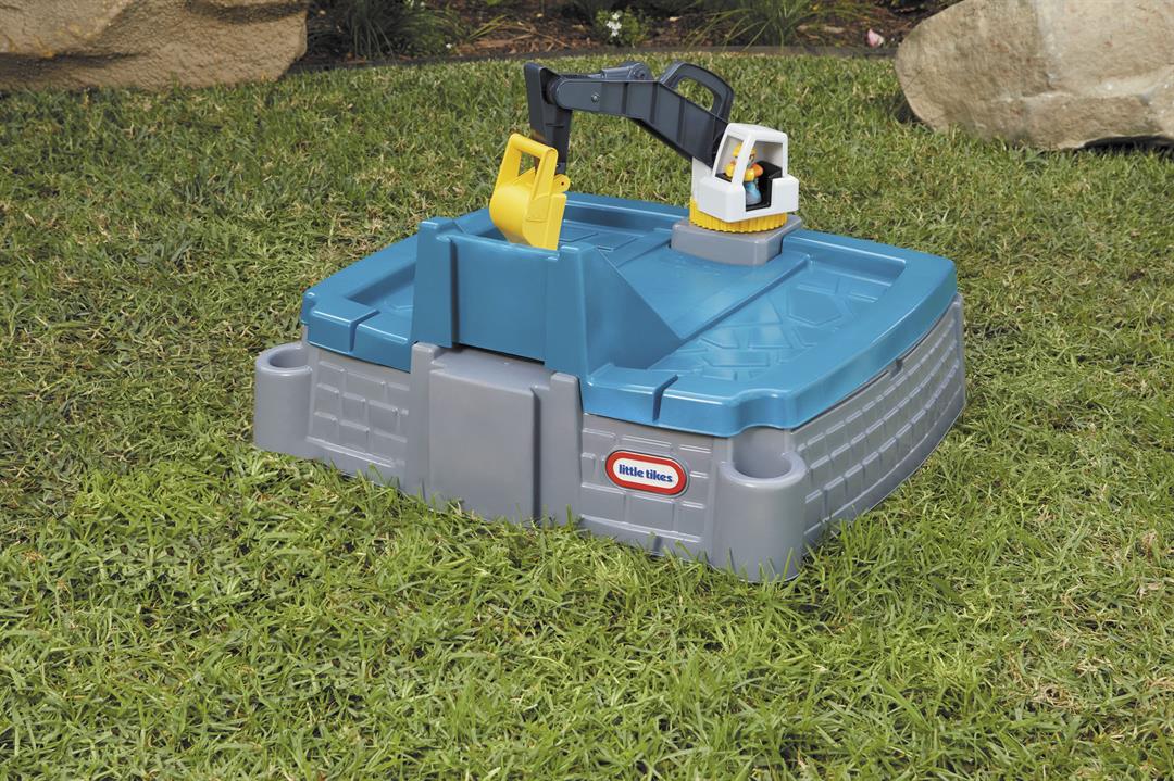 Little Tikes Dirt Diggers Excavator Sandbox for Kids, Including Lid and Play Sand Accessories - Image 3