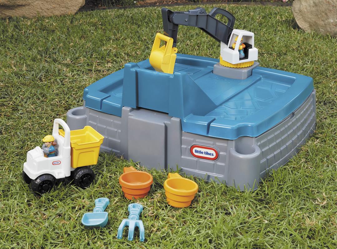 Little Tikes Dirt Diggers Excavator Sandbox for Kids, Including Lid and Play Sand Accessories - Image 4