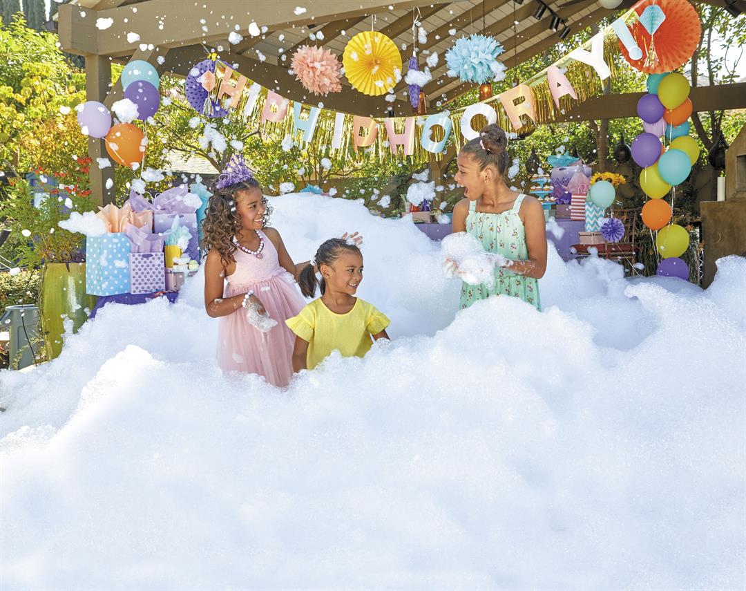 Little Tikes FOAMO Foam Bubble Machine - Outdoor Party Fun for Kids and Adults with Easy Setup & Cleanup, Hours of Continuous Foam Bubble Making Fun, Hypoallergenic and Non-Toxic - Image 4