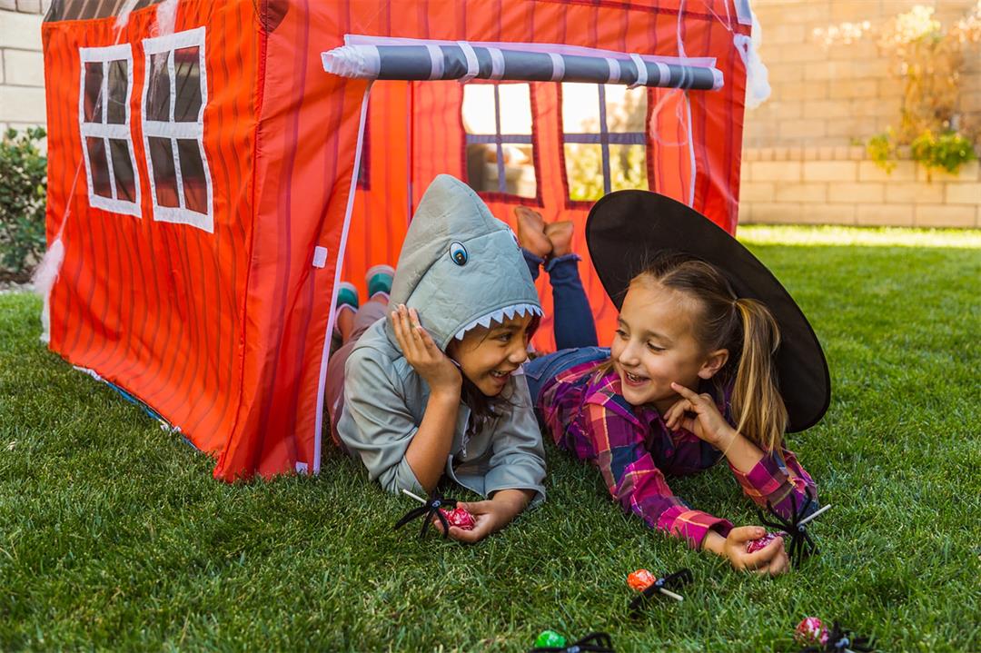 Pacific Play Tents Barnyard Playhouse Tent Red Polyester, Child - Image 18