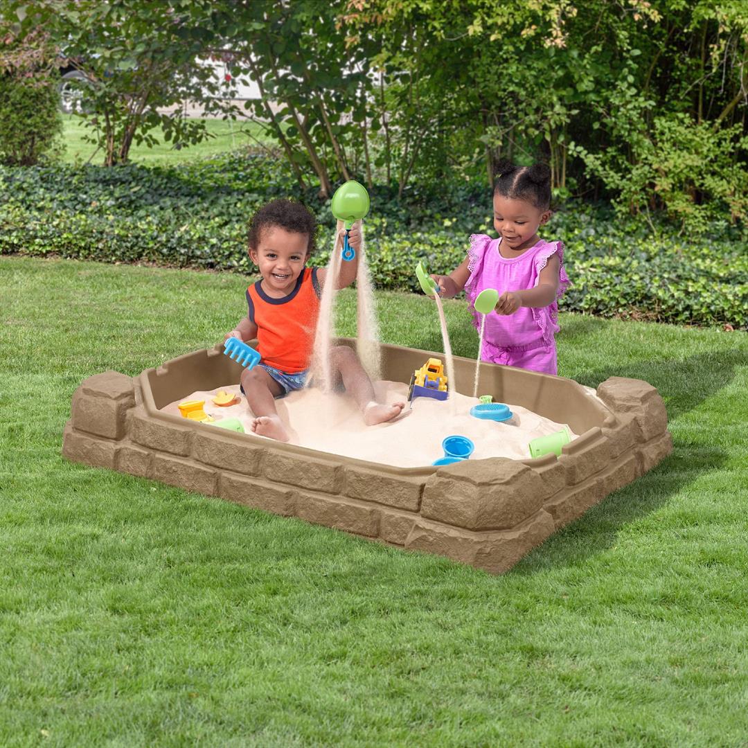 Step2 Naturally Playful Sandstone Beige Plastic Sandbox Toy with Cover for Kids - Image 3