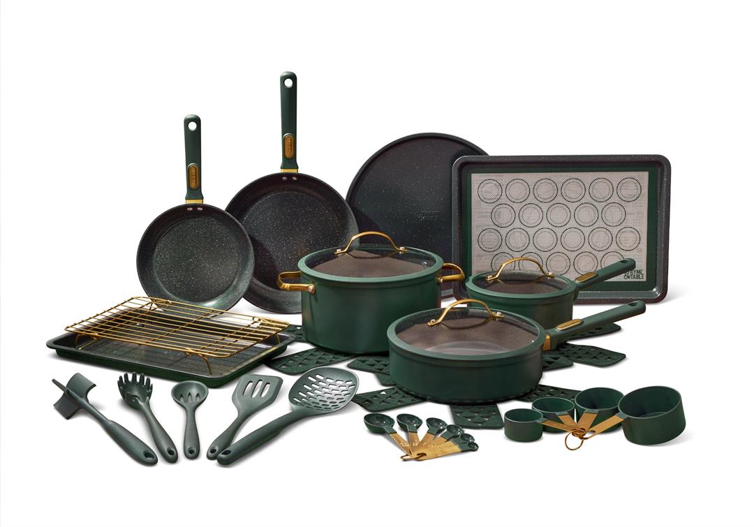Thyme & Table 32-Piece Aluminum Cookware Set - Green