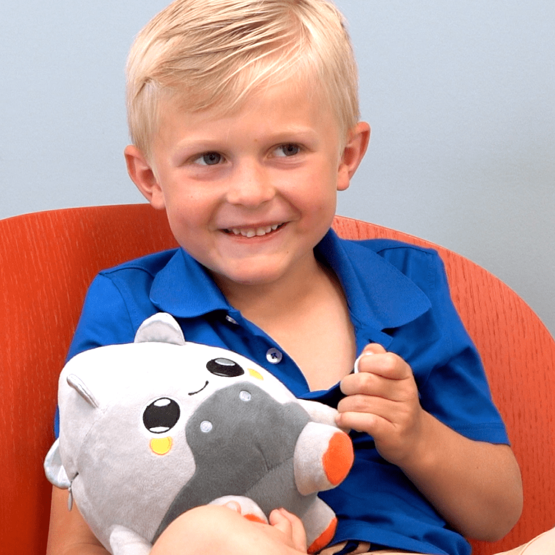 grok-interactive-ai-plush-companion-for-screen-free-learning-curio-interactive-inc-6.png